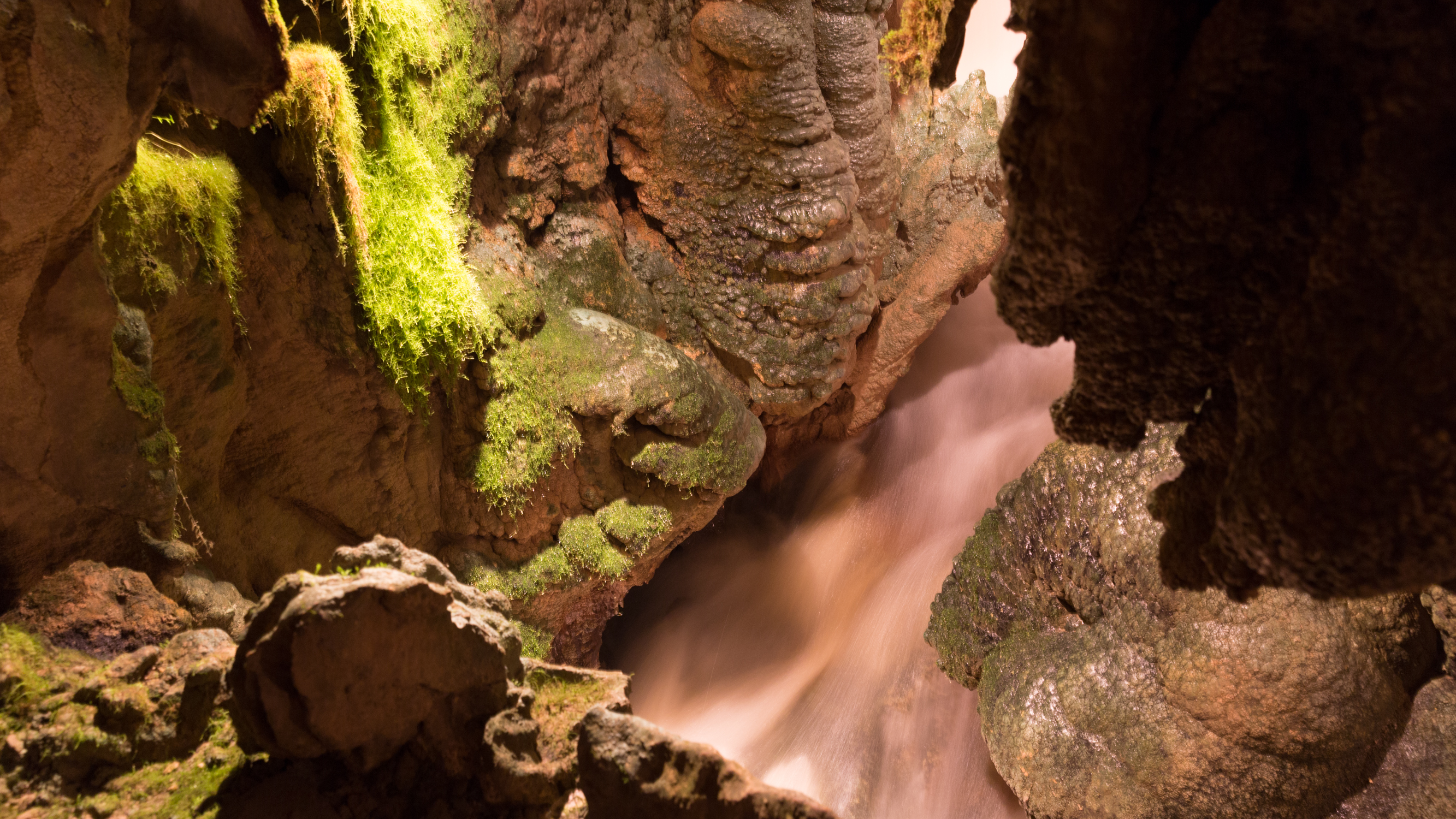 St. Beatus Caves (St. Beatus-Höhlen)